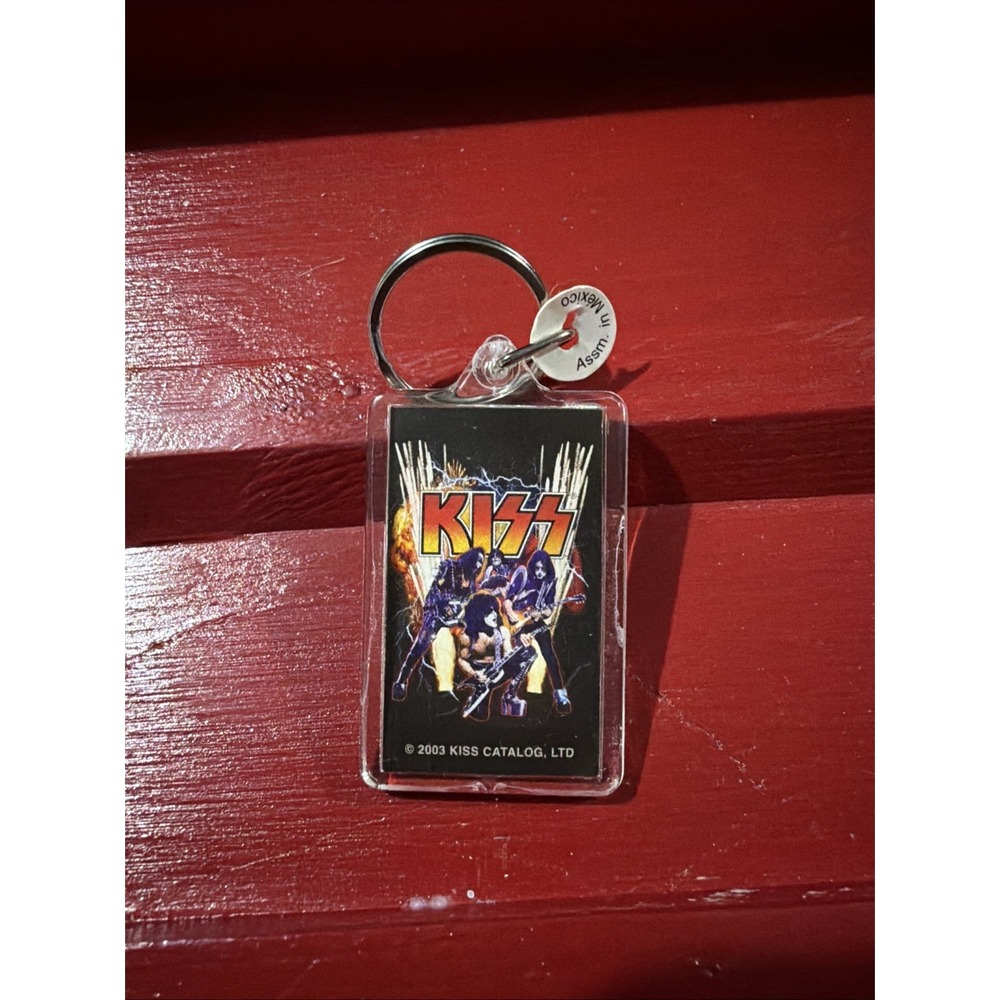 KISS Band World Domination 03/04 Keychain Two Sided Rock Music Memorabilia